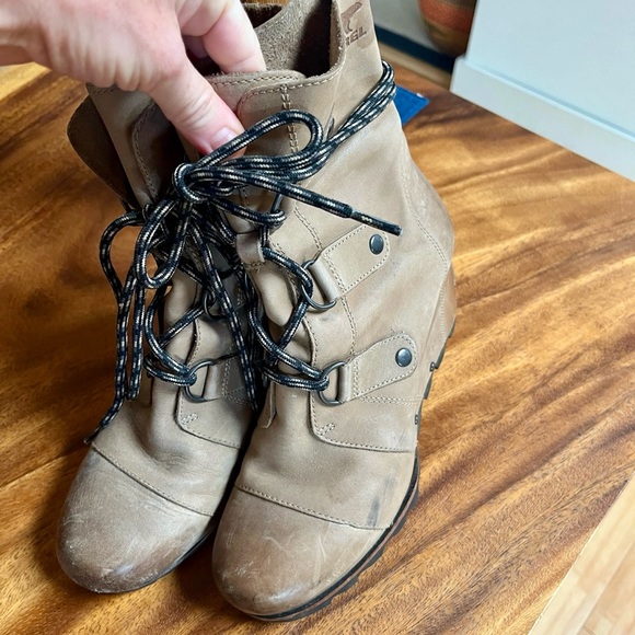 Sorel Joan of Arctic wedge boots - Picture 3 of 12